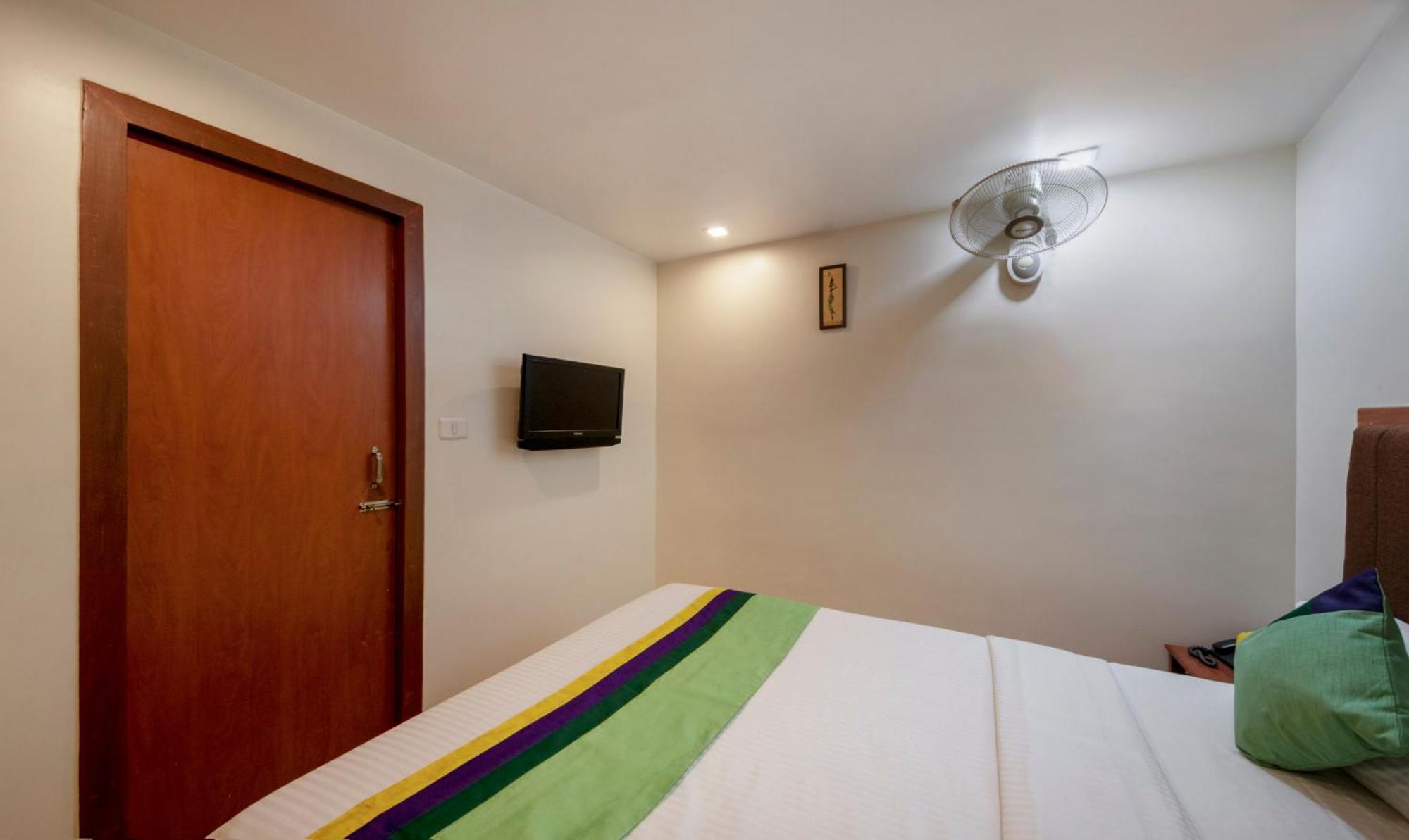 Treebo Sam Residency Hotel Coimbatore Exterior photo