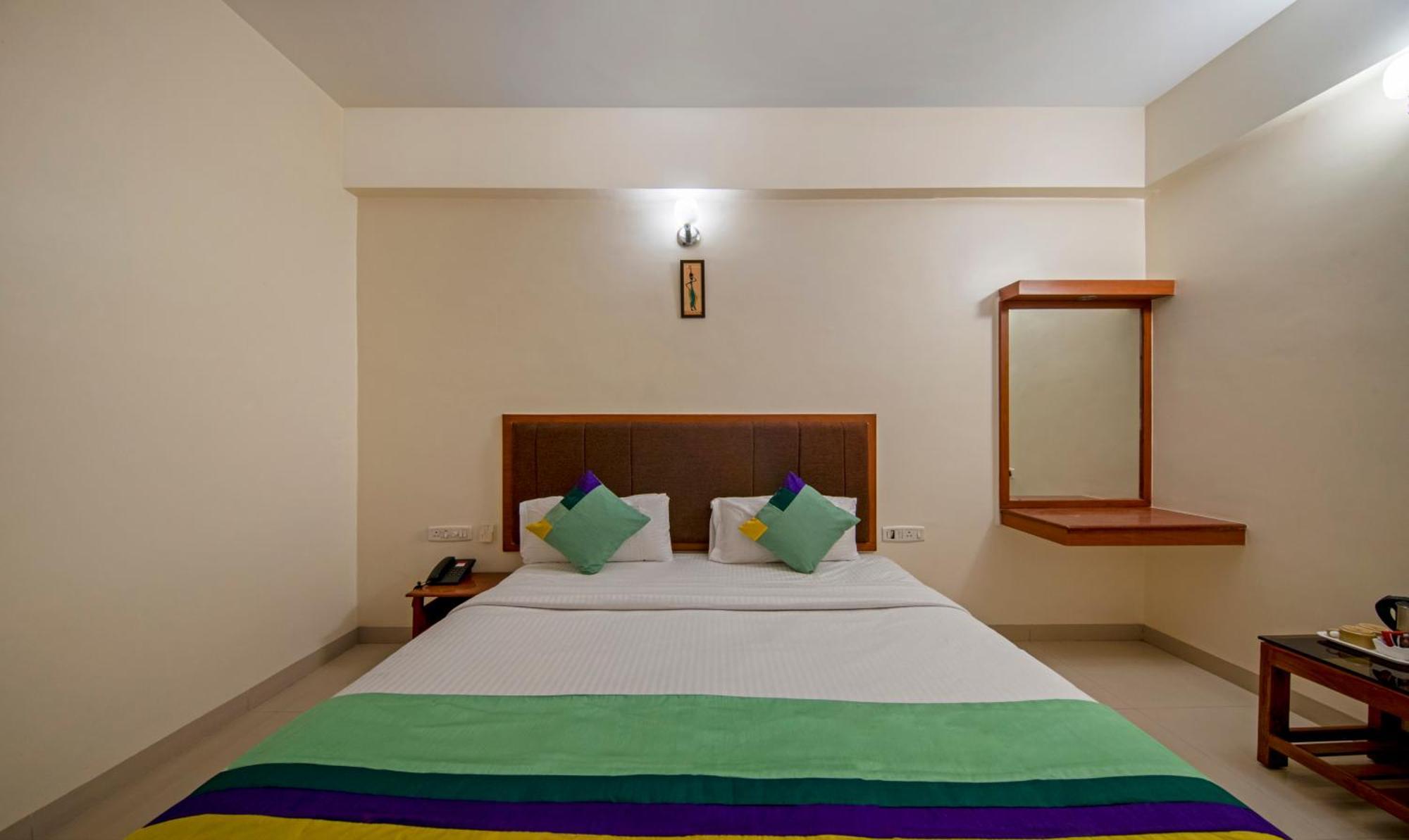 Treebo Sam Residency Hotel Coimbatore Exterior photo