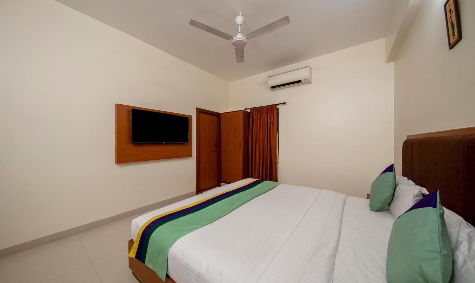 Treebo Sam Residency Hotel Coimbatore Exterior photo