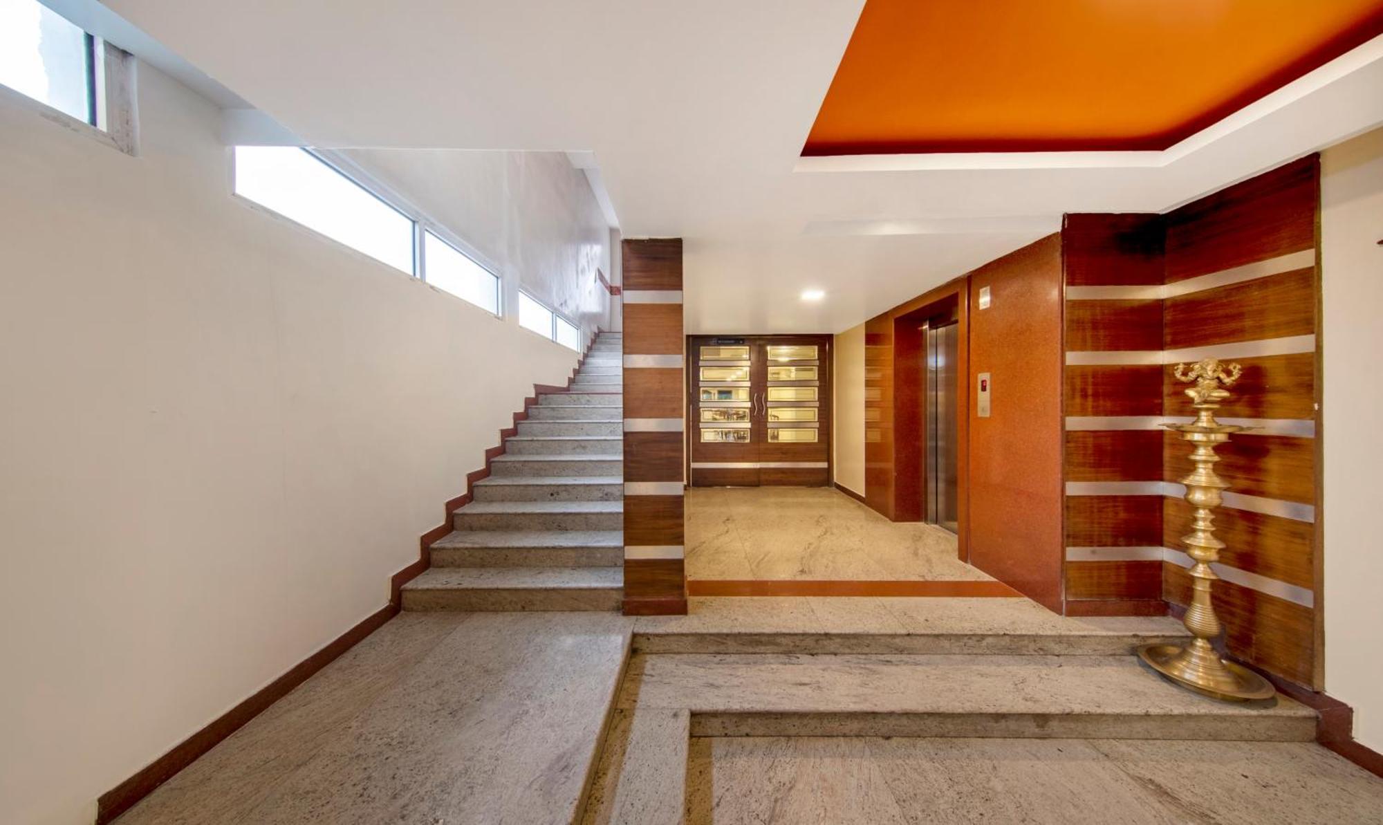 Treebo Sam Residency Hotel Coimbatore Exterior photo